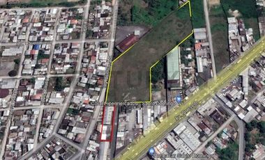 Galpon con Oficinas para alquiler en Santo Domingo - Ecuador