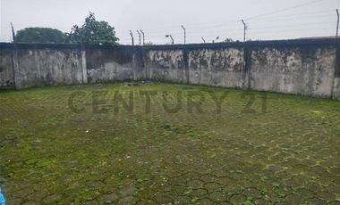 Galpon con Oficinas para alquiler en Santo Domingo - Ecuador