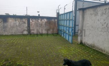 Galpon con Oficinas para alquiler en Santo Domingo - Ecuador