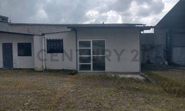 Galpon con Oficinas para alquiler en Santo Domingo - Ecuador