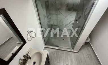 Hermosa Casa en renta en Villas de San Miguel - (3)