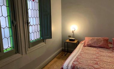 Hotel de 34 habitaciones con baño privado en Santiago Centro