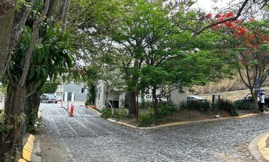 Terreno en Venta en Las Cañadas, 1,851.88m², Zapopan