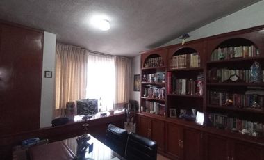 CASA EN VENTA EN BOSQUE DE ISLANDIA