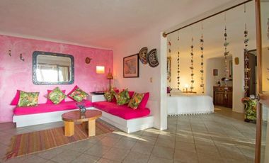CASA A PIE DE PLAYA EN MANZANILLO