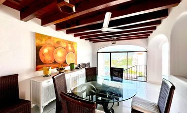 CASA CON VISTA AL MAR EN LA PENINSULA DE SANTIAGO EN MANZANILLO