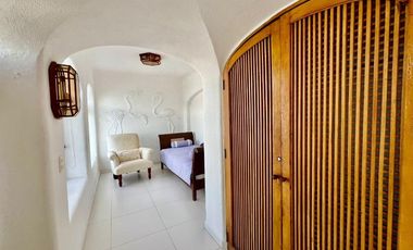CASA CON VISTA AL MAR EN LA PENINSULA DE SANTIAGO EN MANZANILLO