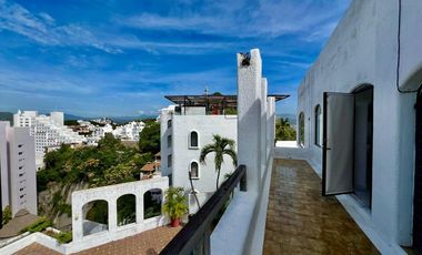CASA CON VISTA AL MAR EN LA PENINSULA DE SANTIAGO EN MANZANILLO