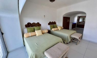 CASA CON VISTA AL MAR EN LA PENINSULA DE SANTIAGO EN MANZANILLO