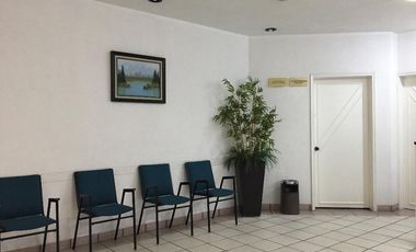 Consultorio en Venta, en La Capilla