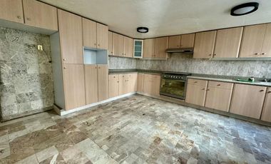 CASA EN VENTA EN SANTA MONICA