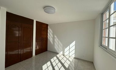 CASA EN VENTA EN SANTA MONICA