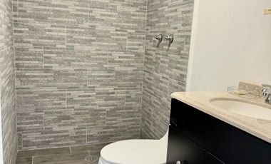 CASA EN VENTA EN SANTA MONICA