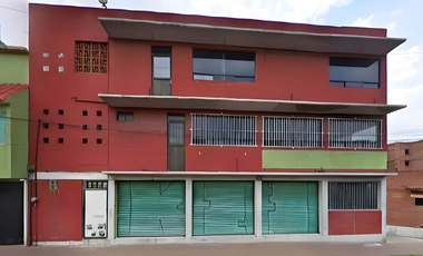 Edificio Comercial en Venta en Tlalnepantla Centro, Edo. Méx.