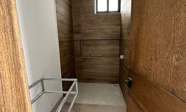 Las fincas casa contemporánea nueva con acabados de lujo en 32,990,000