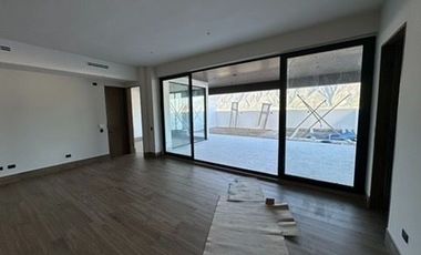Las fincas casa contemporánea nueva con acabados de lujo en 32,990,000