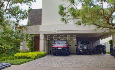 CASA EN VENTA EN CAMPO LAGO, ZAPOPAN