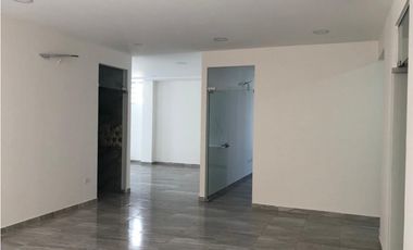 SE ARRIENDA OFICINA