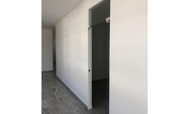 SE ARRIENDA OFICINA