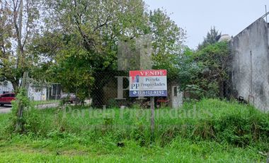 LOTE CASTELAR SUR (11 X 15 APROX)