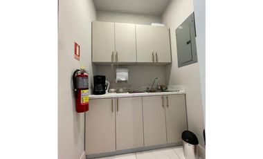 Consultorio u Oficina ubicado en Town center Costa del Este. (AA)