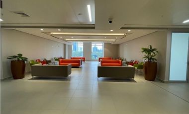 Consultorio u Oficina ubicado en Town center Costa del Este. (AA)