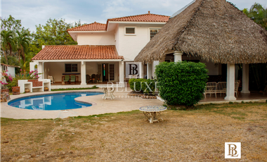 ALQUILER DE VILLA DE PLAYA EN CORONADO (2)