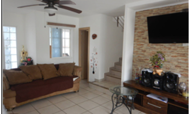 VENDO CASA EN PH VICTORIA PASEO DEL NORTE
