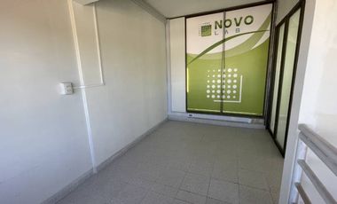 CLINICA DENTAL UBICACIÓN ESTRATEGICA