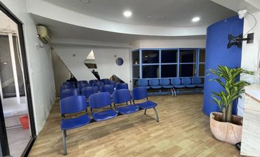 CLINICA DENTAL UBICACIÓN ESTRATEGICA