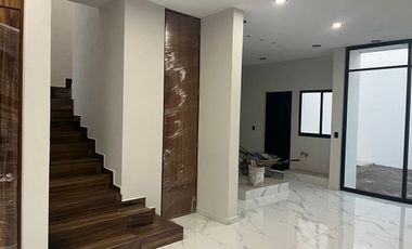 Venta de hermosa Casa con excelentes acabados en La Rioja Colima al Noreste
