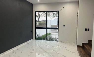 Venta de hermosa Casa con excelentes acabados en La Rioja Colima al Noreste