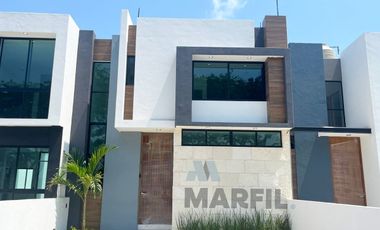 Venta de hermosa Casa con excelentes acabados en La Rioja Colima al Noreste
