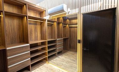 CASA REMODELADA EN ZONA COUNTRY