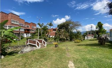 VENTA - CASA SAN MATEO 2PISOS 3HB 3BÑ 1PP 125M2 - FUSAGASUGA CUND