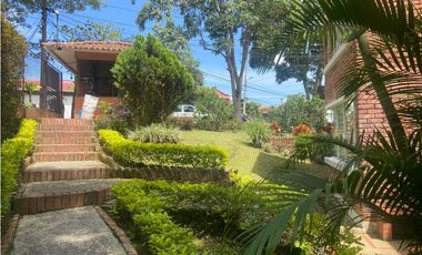 VENTA - CASA SAN MATEO 2PISOS 3HB 3BÑ 1PP 125M2 - FUSAGASUGA CUND