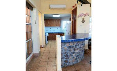 CASA PARA ALQUILER EN CORONADO, GRANDE Y ESPACIOSA