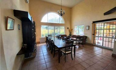 CASA PARA ALQUILER EN CORONADO, GRANDE Y ESPACIOSA