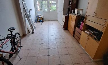Chalet en venta en Bernal Oeste