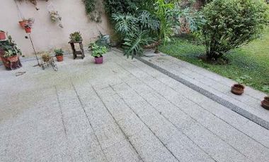 Chalet en venta en Bernal Oeste