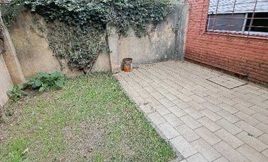Chalet en venta en Bernal Oeste