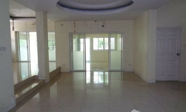 5 Bedroom House for sale at Koolpunt Ville 10
