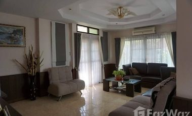 4 Bedroom House for sale at Koolpunt Ville 9