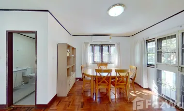 Score a Sick 3-Bed Haymaker: Come Experience Methini Hill Place