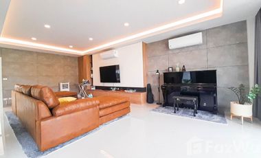 5 Bedroom House for sale in Hang Dong, Chiang Mai