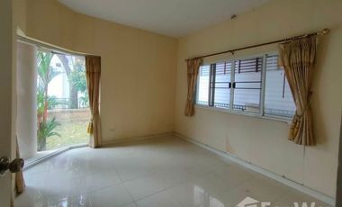 4 Bedroom House for sale at Koolpunt Ville 10