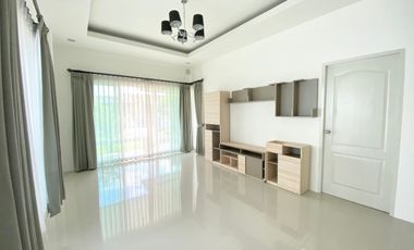 2 Bedroom House for sale at 99 Avenue