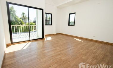 3 Bedroom House for sale in Saraphi, Chiang Mai