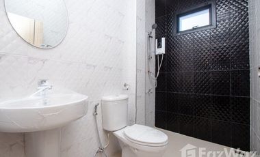 3 Bedroom House for sale in Saraphi, Chiang Mai