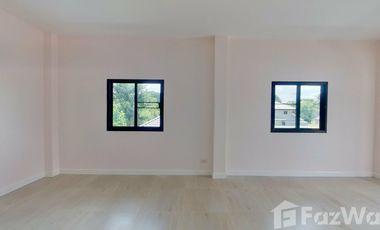 4 Bedroom House for sale in Chomphu, Chiang Mai